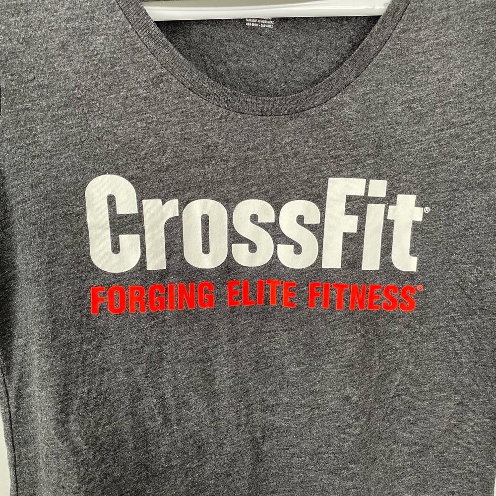 BOGO Reebok T-Shirt - Picture 2 of 4